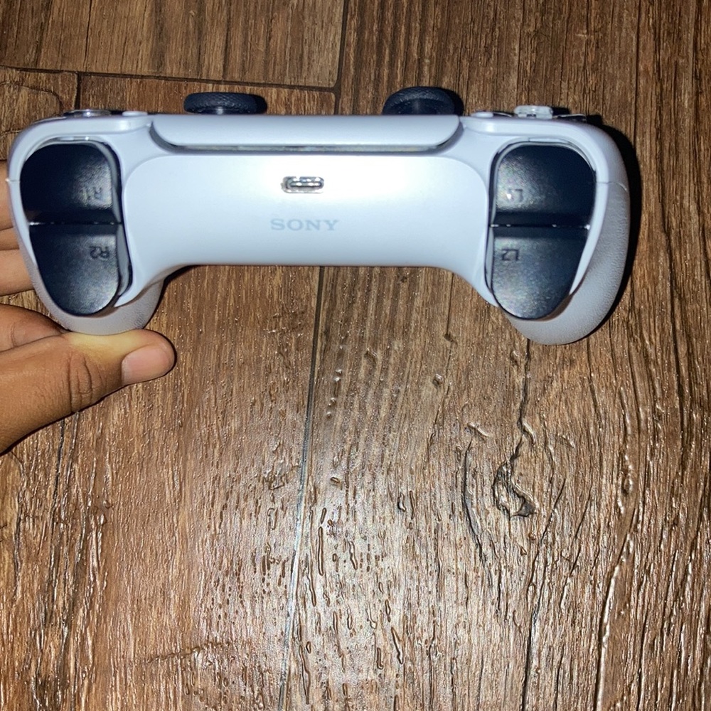 Ps5  controller - Picture 4 of 4